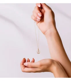 Colgante Horoscopo Virgo Oro 18K Constelacion<Alda Joyeros Store