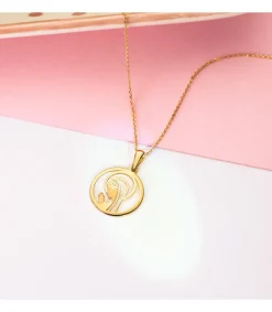 Colgante Virgen Niña 18 Ktes 17 Mm.<Alda Joyeros Online