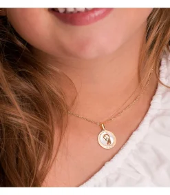 Medalla Comunion Oro 18K Virgen Niña Nacar 19Mm<Alda Joyeros Discount