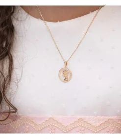 Medalla Comunion Oro 18K Virgen Niña Nacar Estrellas<Alda Joyeros Store