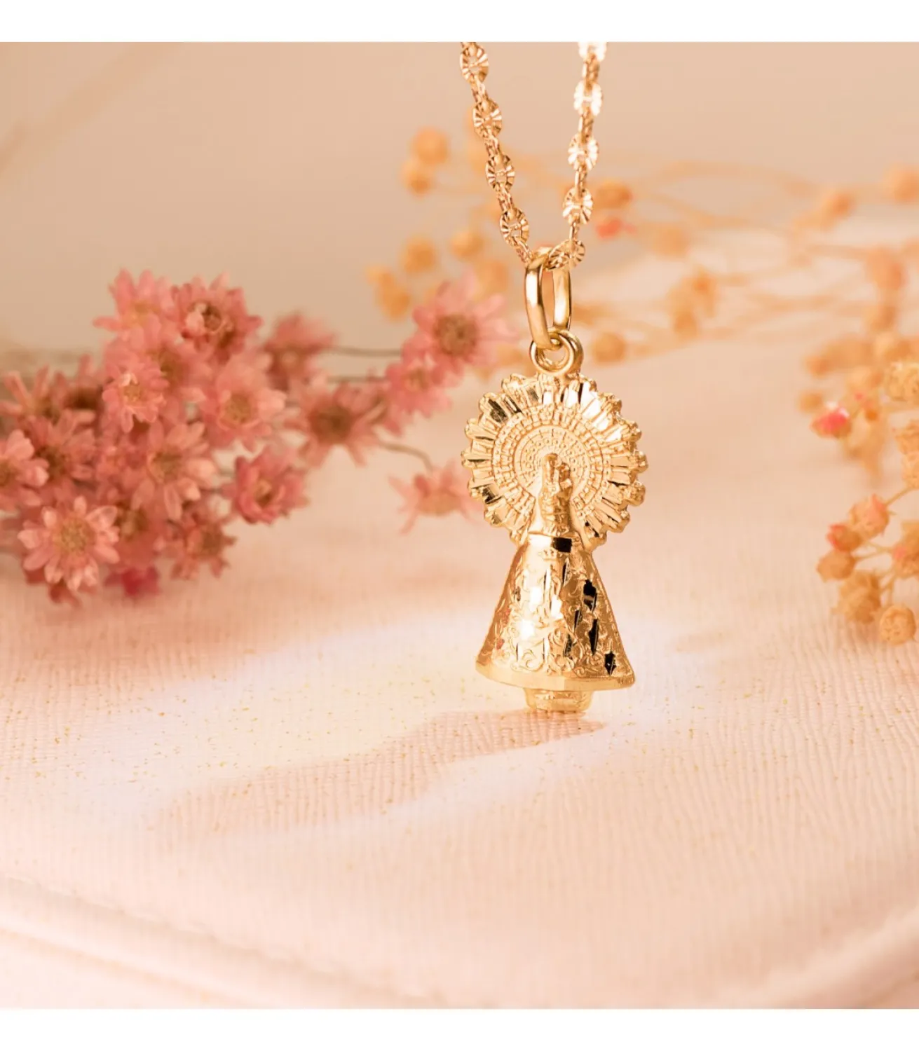 Medalla Silueta Virgen Del Pilar 18 Ktes 26Mm<Alda Joyeros Clearance